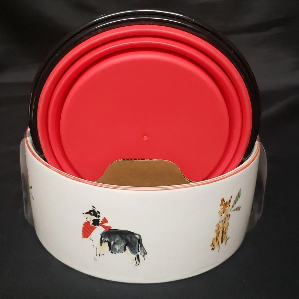 Eccolo NWT Holiday Dog Design Bowl with Collapsible Dish, Toy & Pet Waste Bags